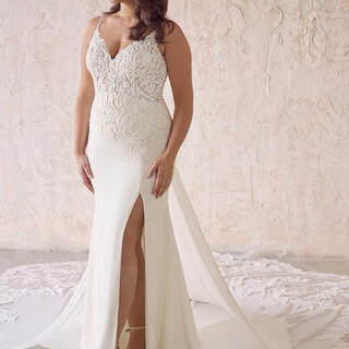 Maggie SotteroFayette