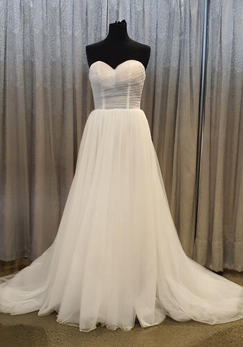 The Bridal Outlet Bridal Outlet Designer Wedding Gowns at Discount Prices